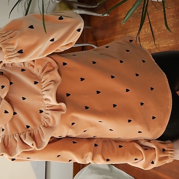 Couture Velvet Top with Heart Pattern | XS - Picture 3 of 8